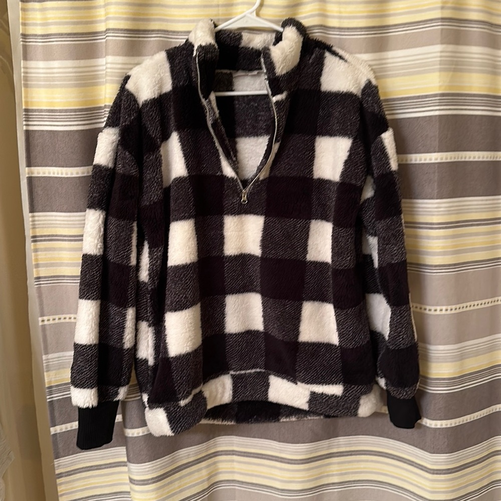 1/2 Zip Fuzzy Fleece